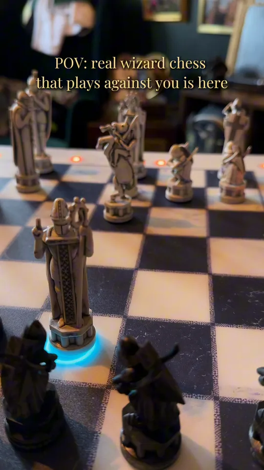 Adventures of Wander playing on the GoChess Wizard Alive board